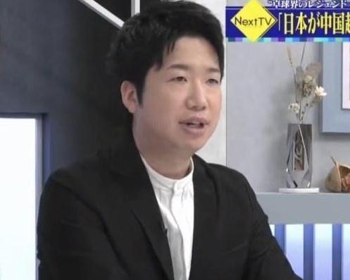 水谷隼用一盆凉水泼醒日本男乒，为日本乒乓球队降温。
当日本男乒在名古屋亚运会上拿