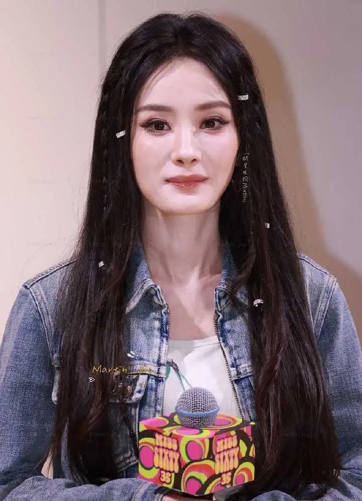 杨幂为什么看着这么累？ 