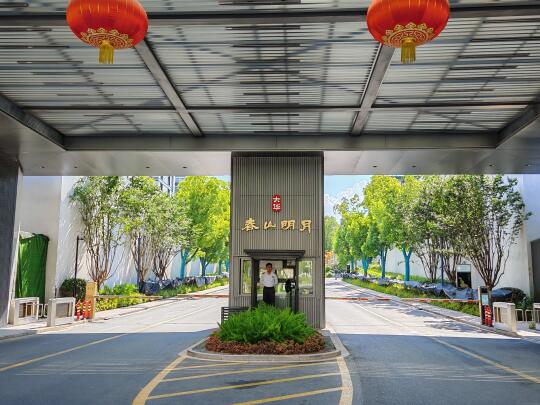 这样的房子单价1万+，临安房子真是跌麻了