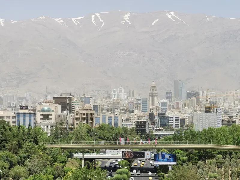 当地时间4月19日，伊朗国家足球队媒体部门官宣参加2026年美加墨世界杯。这消息