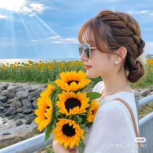 花前月光下