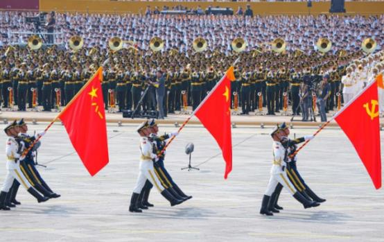 苗华、何卫东落马后，解放军刀刃向内进行了一系列反腐整风动作。11月5日，《解放军