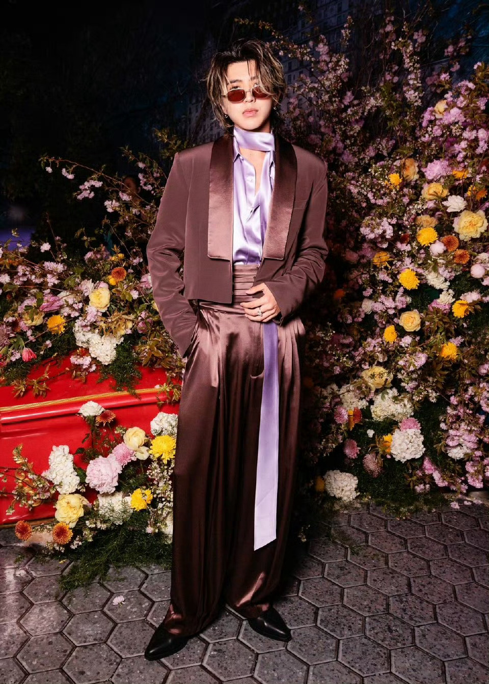 蔡徐坤MetGala蔡徐坤VOGUE晚宴 哇哦！来自VOGUE TikTok专访