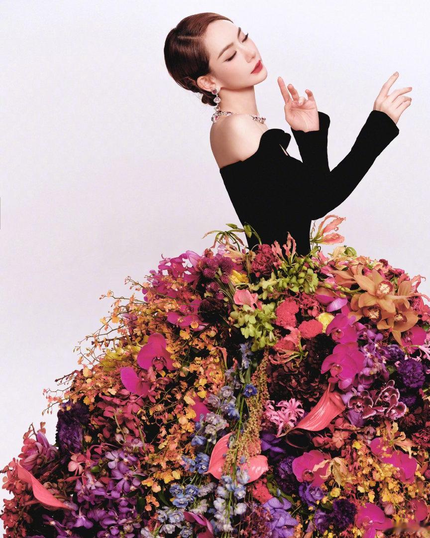 北影节座位安排 好多期待的演员，终于又等到了戚薇的电影新作了，蹲一波现场图！ 