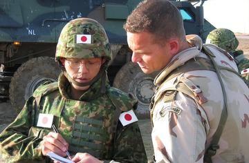 日本核问题真正高风险的地方，不是某一天东京忽然宣告拥有核武器，而是一个长期被限制