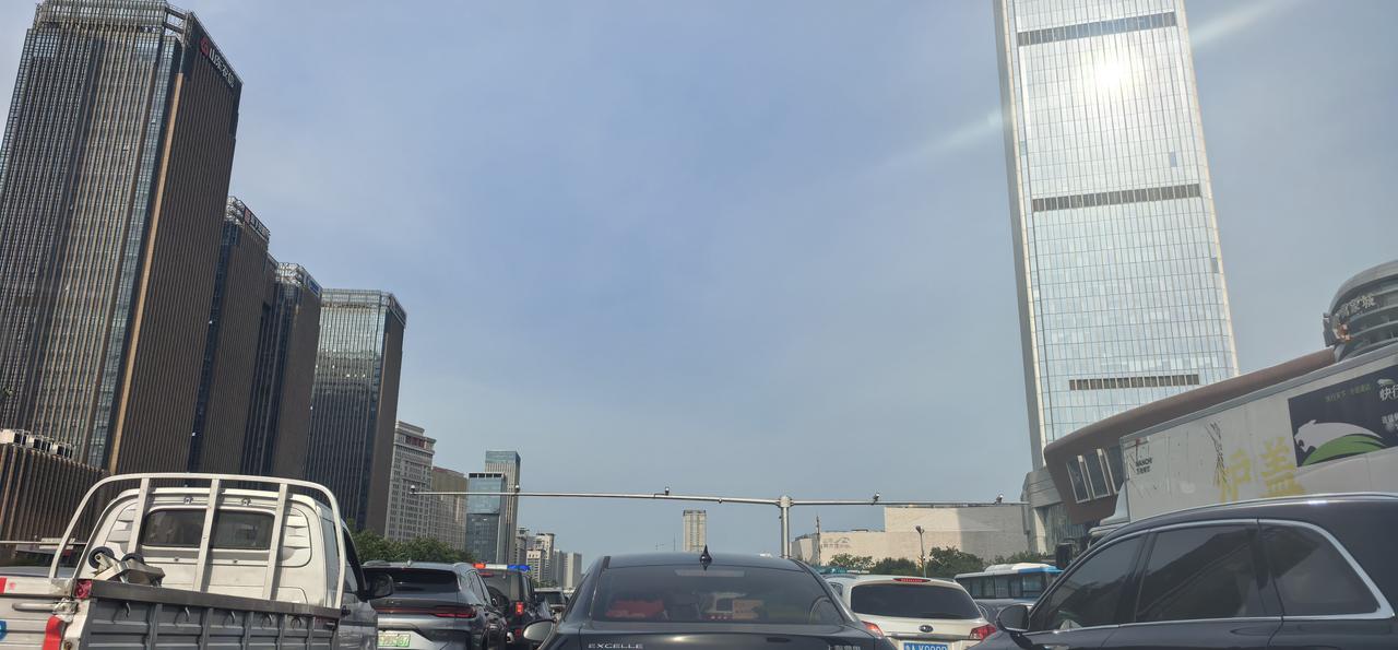济南经十路的上班时间