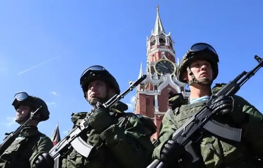 这才是真正的战争！被捧上神坛的“星链”，就在这几天，被俄罗斯军队狠狠地扯了下来。