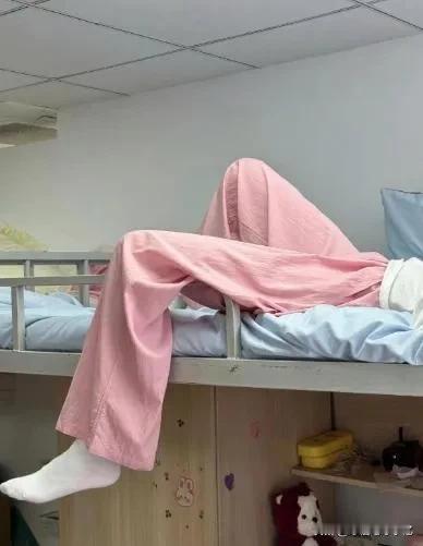 室友都出任务了，就剩我自己好无聊啊！