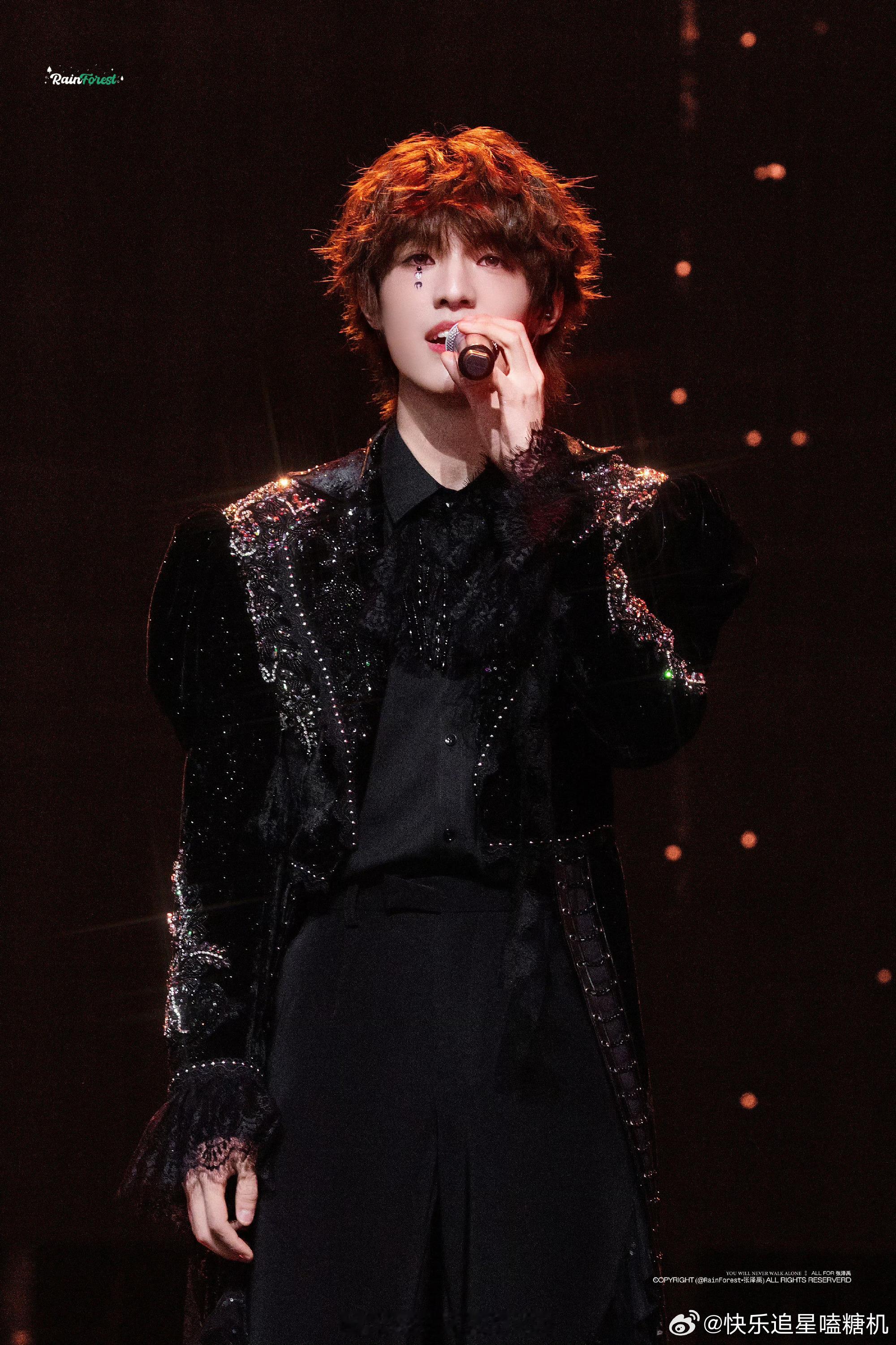 张泽禹给大家做个霉豆腐张泽禹堆有点抽象的小雪宝 张泽禹做霉豆腐的时候真的好认真，