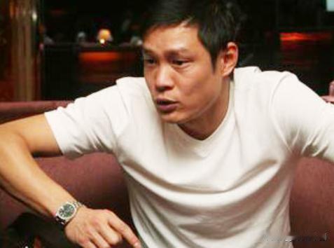 范志毅：作为一名从申花走出来的老队员，我们打心底里不希望听到任何关于申花的负面新