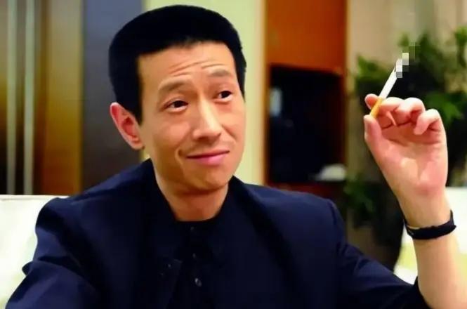 2009年，一名中国男子以2.7亿的价格，从法国购得了圆明园的兔首和鼠首，当对方