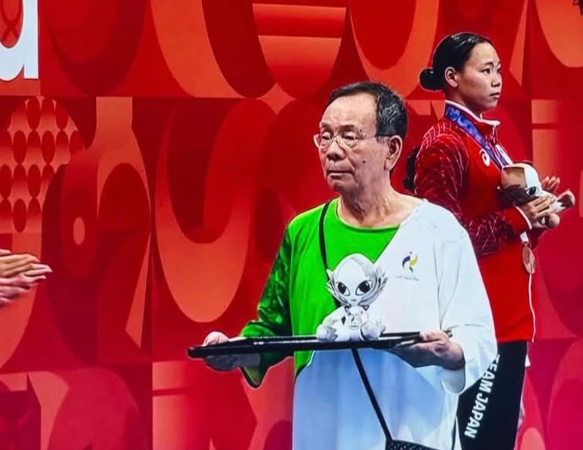 先说清楚，我一直都非常支持老龄人士和银发族发光发热，继续为社会作出贡献。但是当我