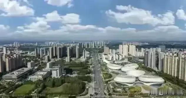 本月10日，2400余名全国各地人才来孝面试

4月10日—14日，2024年孝