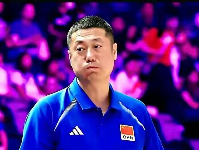 中国女排经过五局大战，最终以3比2淘汰了泰国女排杀进决赛，这真有点该赢的比赛不赢