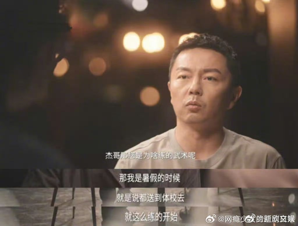 谢苗是唯一演过两次李连杰儿子的人谁还在回味港片黄金时代这对功夫父子？真的难以复刻
