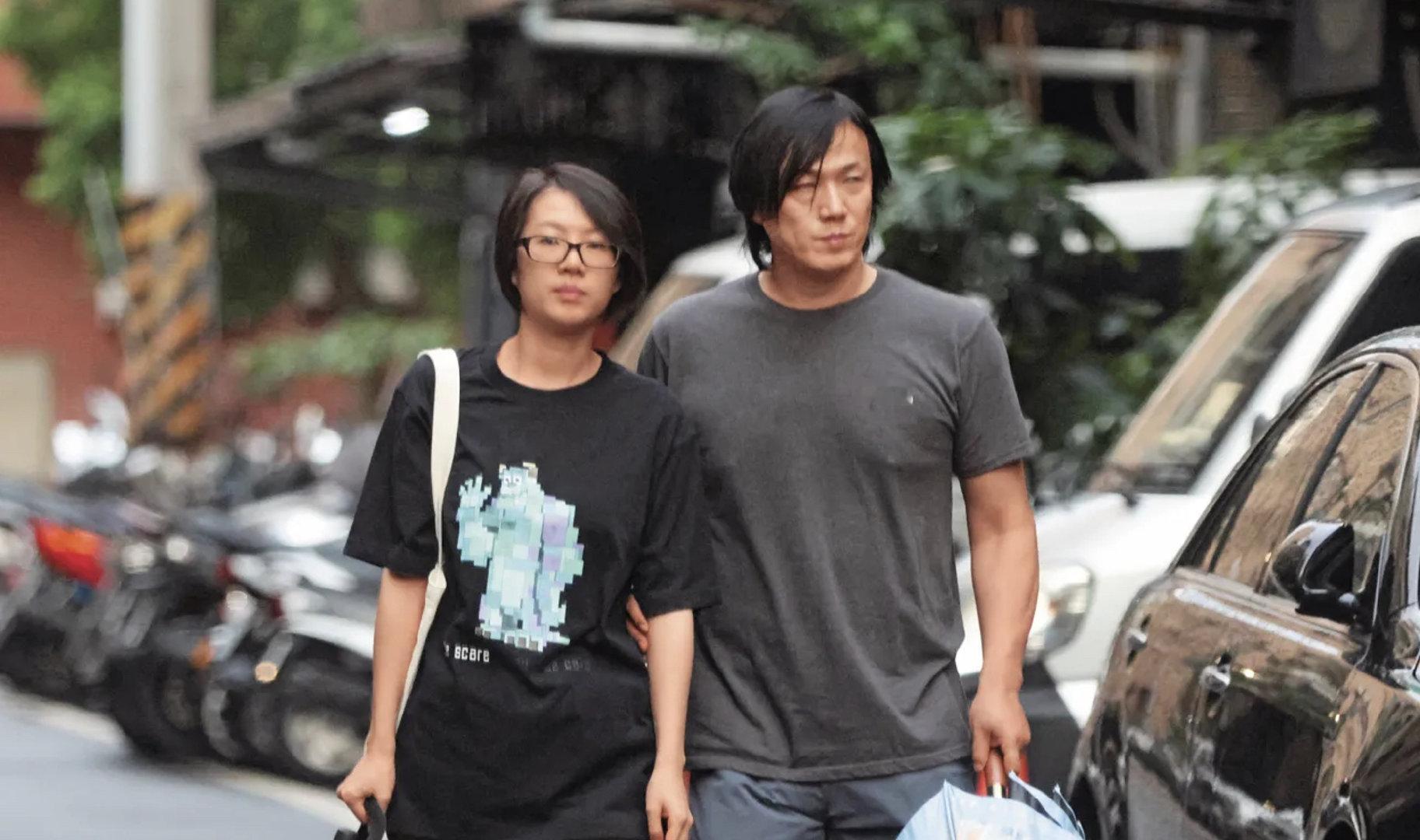 【曝萧煌奇当爸】经纪人否认萧煌奇当爸 7月29日据台媒，曝萧煌奇妻子已怀孕3个月