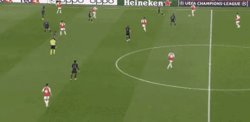 萨卡这个点球个人认为不判是没什么问题的，虽然我是阿森纳球迷，但是实事求是的说这个