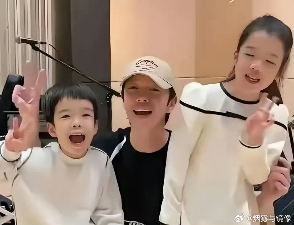 王栎鑫吴雅婷离异后现状王栎鑫吴雅婷真的把两个孩子养得很好，就算俩人离异了，对孩子