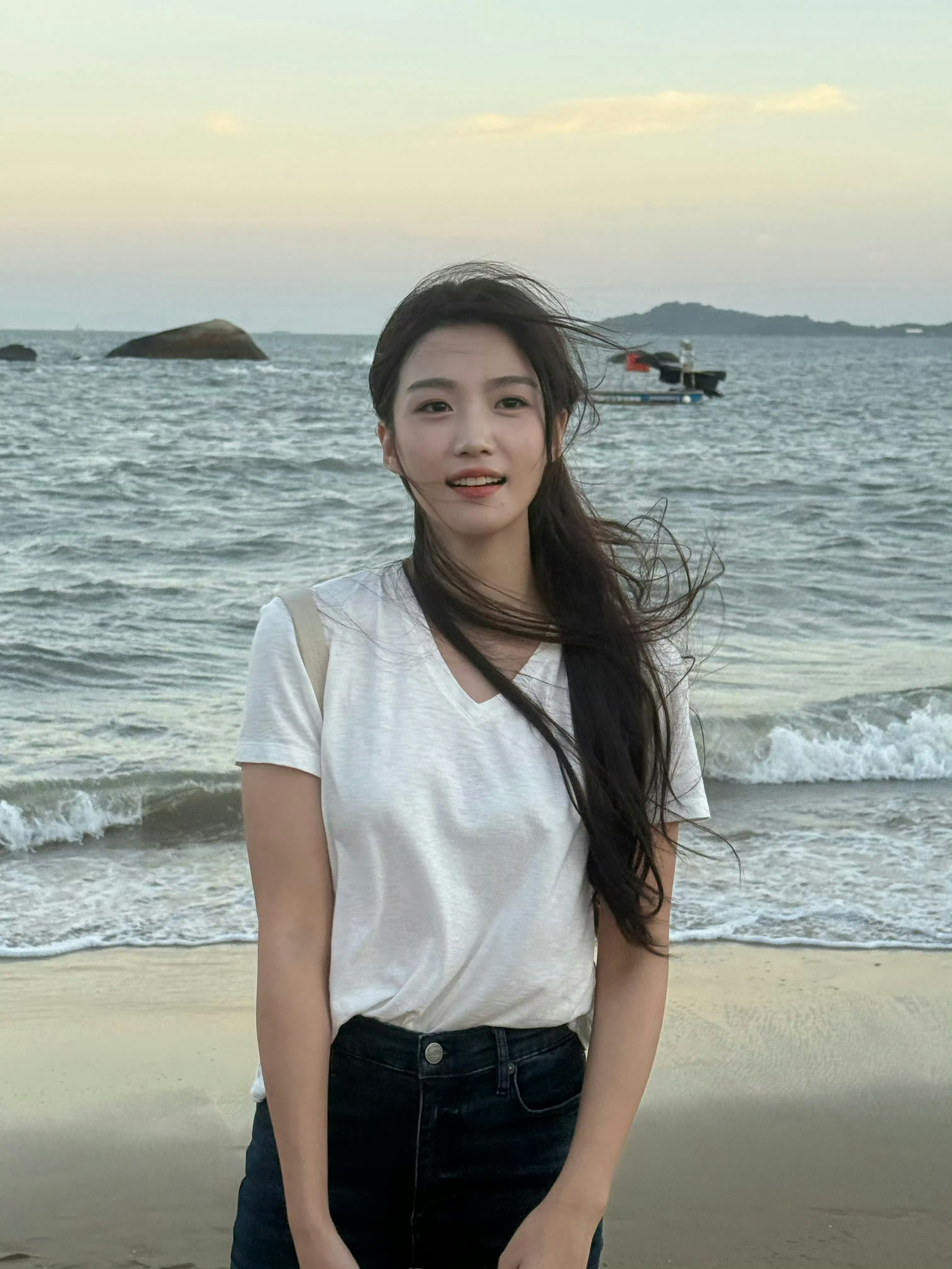 全身基础，脸就不基础卢昱晓 ​​​