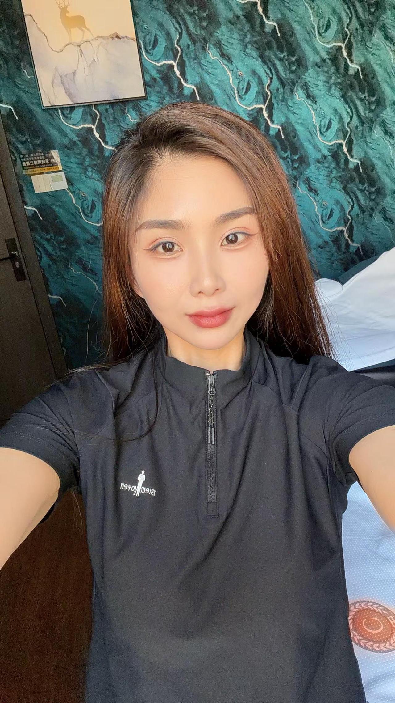 谁又是谁的偏爱，谁又是谁的无奈……