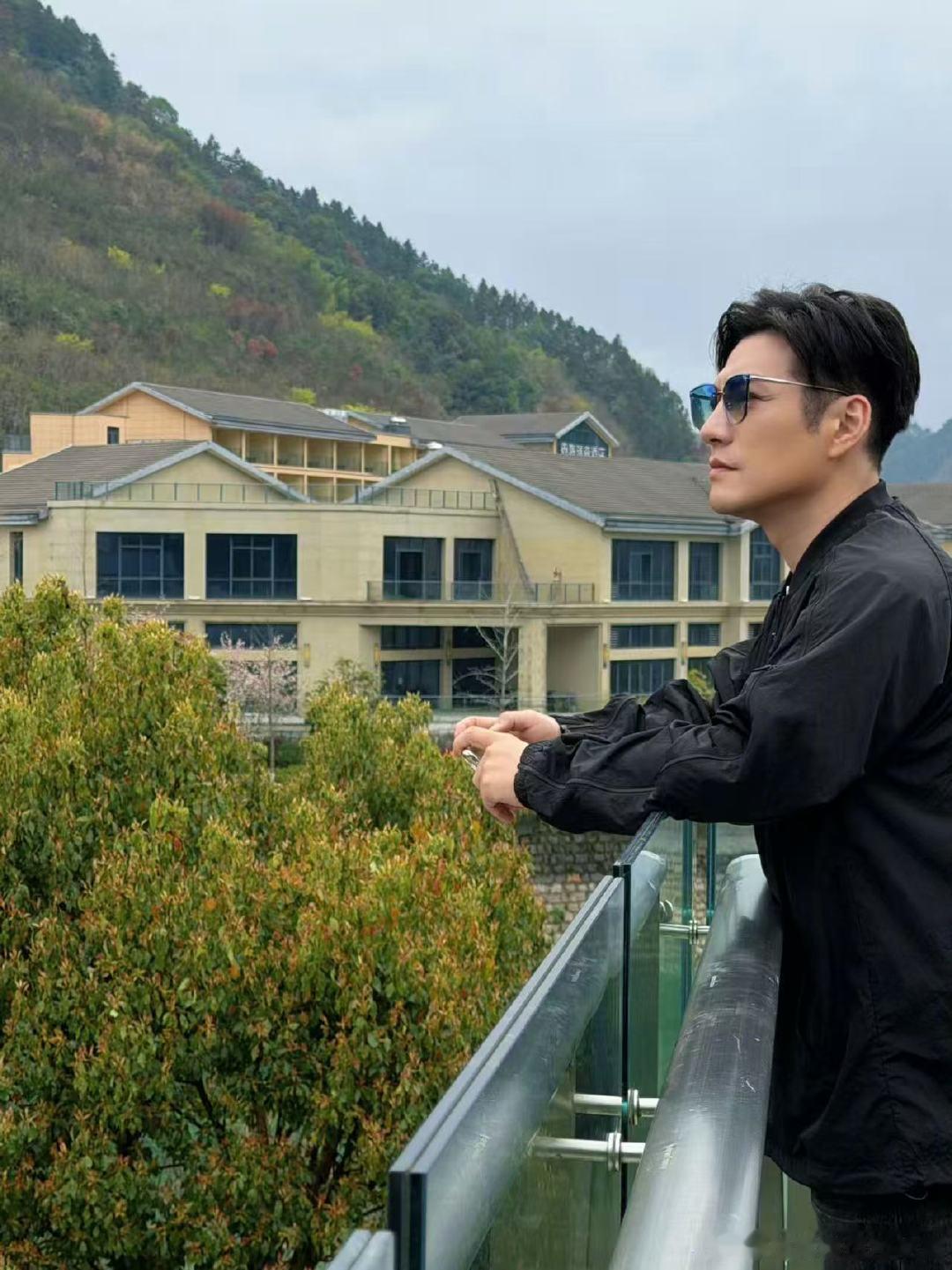 严屹宽从去年就盯上了严屹宽的手速哈哈哈哈咱就是说原来从去年就盯上了，这手速是真快