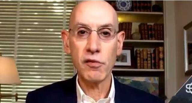 萧华回应假摔话题NBA赛场纪律针对近期赛场假摔争议，萧华给出了明确界定：只有刻意