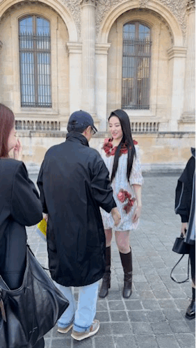 刘亦菲的状态是真的好，皮肤白到反光，微微胖的状态也刚刚好！刘亦菲写真照 有哪些美