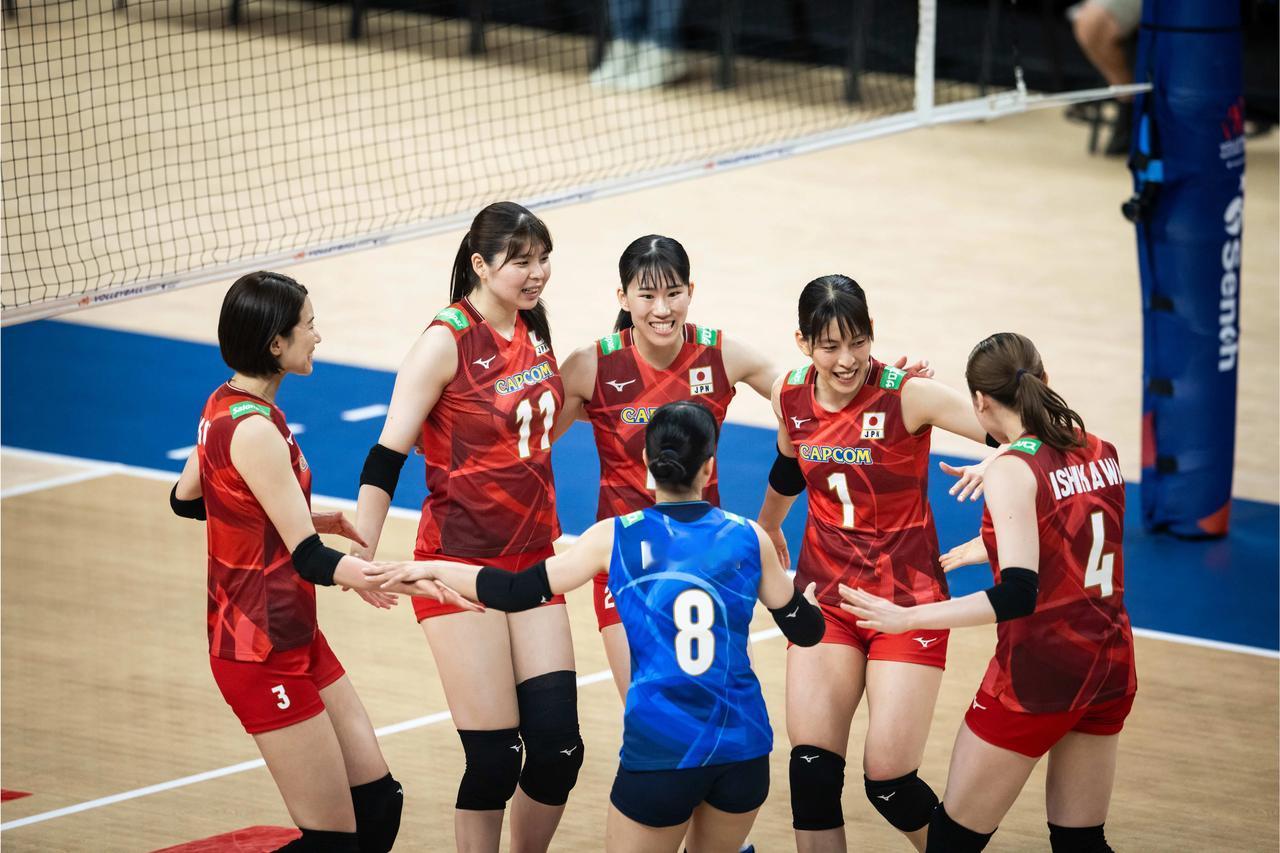 #2024世界女排联赛# 日本3-0保加利亚。林琴奈和古贺纱理那都是13分。

