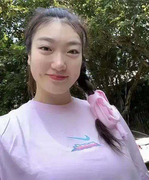 国家队离了李梦就是一大损失，中国女蓝失去了李梦，好比辽蓝失去了郭艾伦。一个优秀球