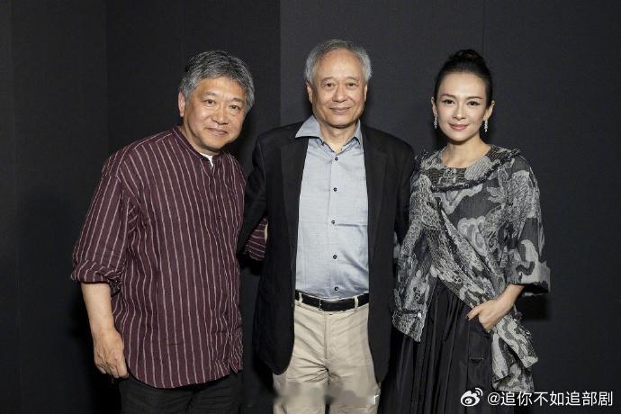 章子怡与李安、是枝裕和的合影太难得！三位电影人的同框，简直就是亚洲电影界的梦幻联