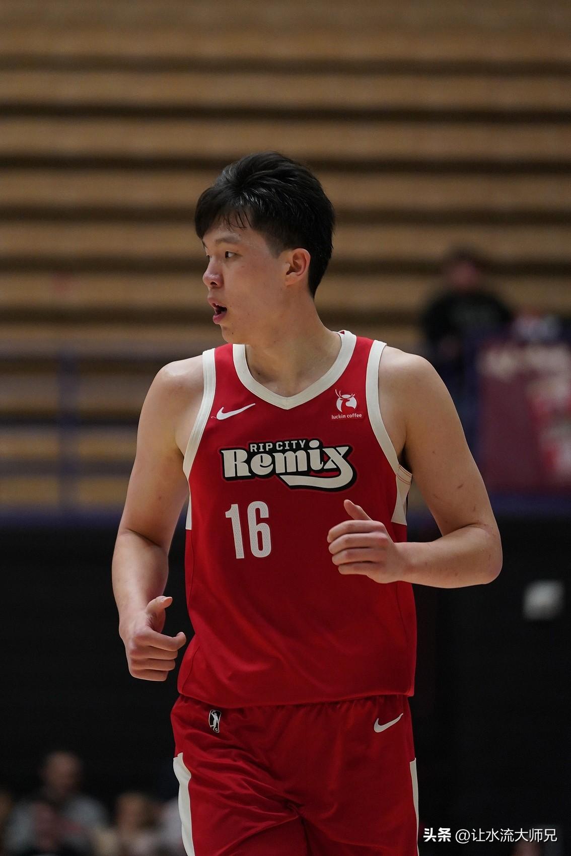湖人名宿费舍尔说，开拓者把杨瀚森 招入队中，是看中了他的组织进攻能力，只是级别暂