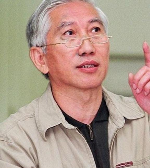 清华教授柳冠中语出惊人！他质问道：“无人飞机、无人驾驶、无人商店、无人酒店、无人