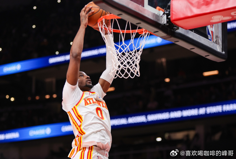 老鹰主场126-110大胜勇士。本场比赛，库明加交易之后首次面对勇士，但状态相当