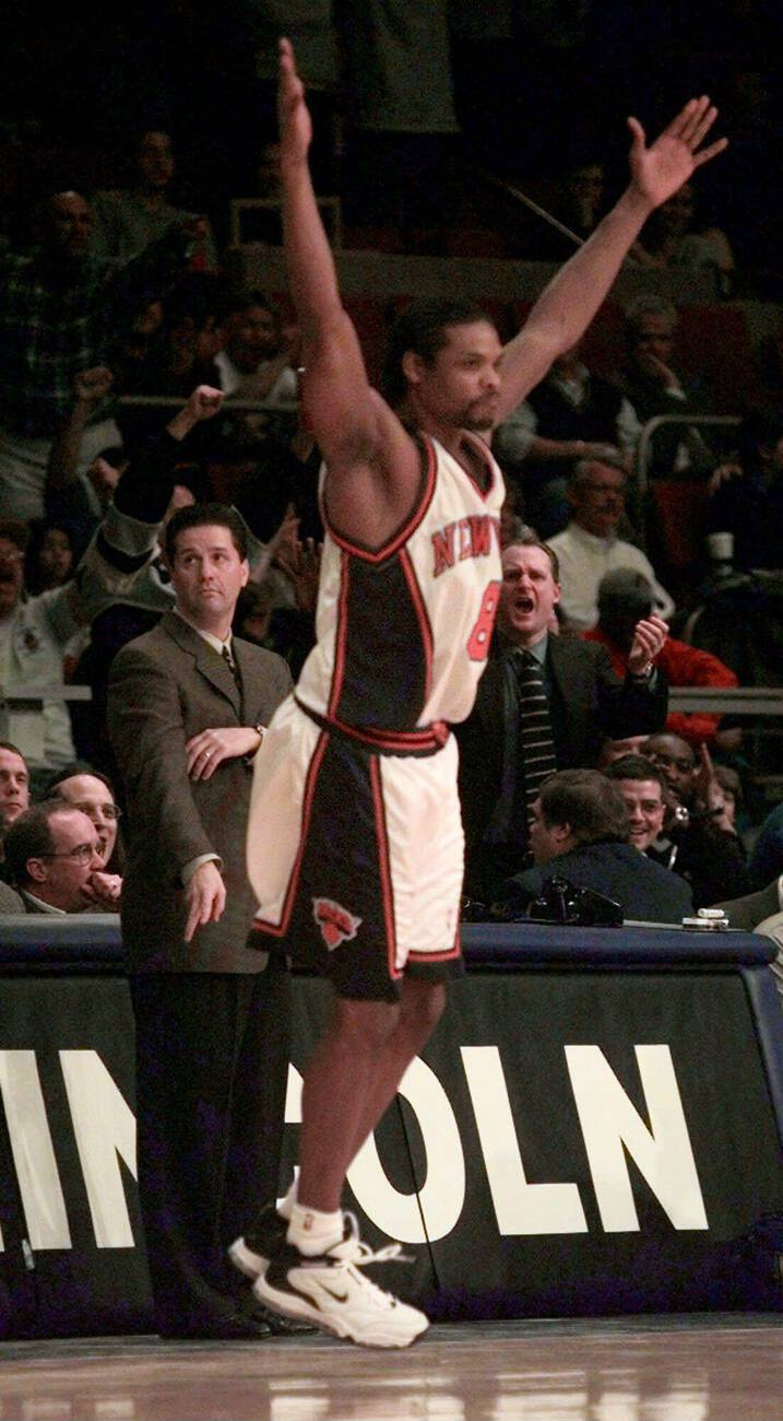 Latrell Sprewell 1999年初的比赛 斯普雷维尔上脚了一双 Ni