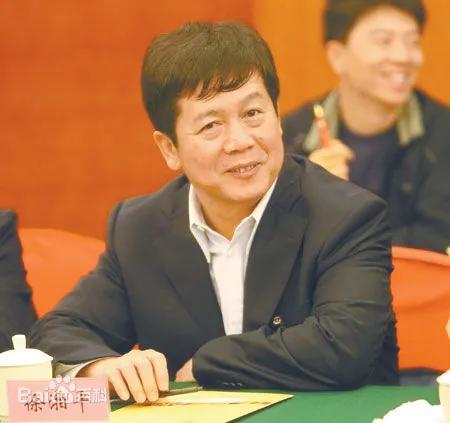 这是一只退休的准老虎。徐湘平官至正厅，而且还是湖南省的原商务厅厅长，可以说位高权