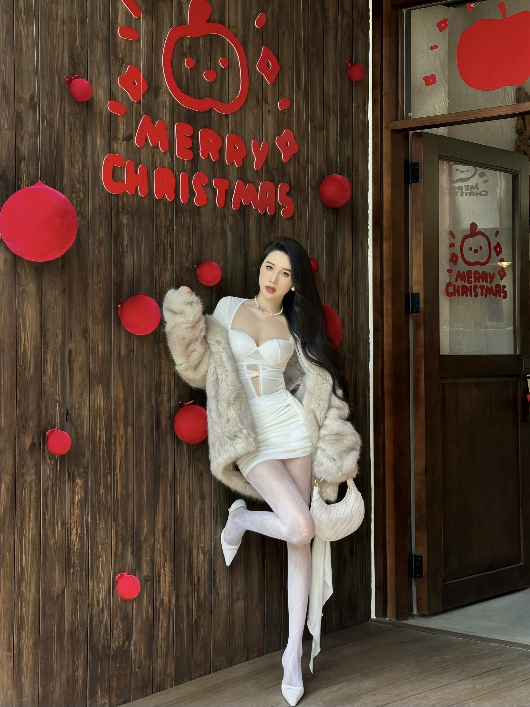 Merry Christmas🔴🎄。