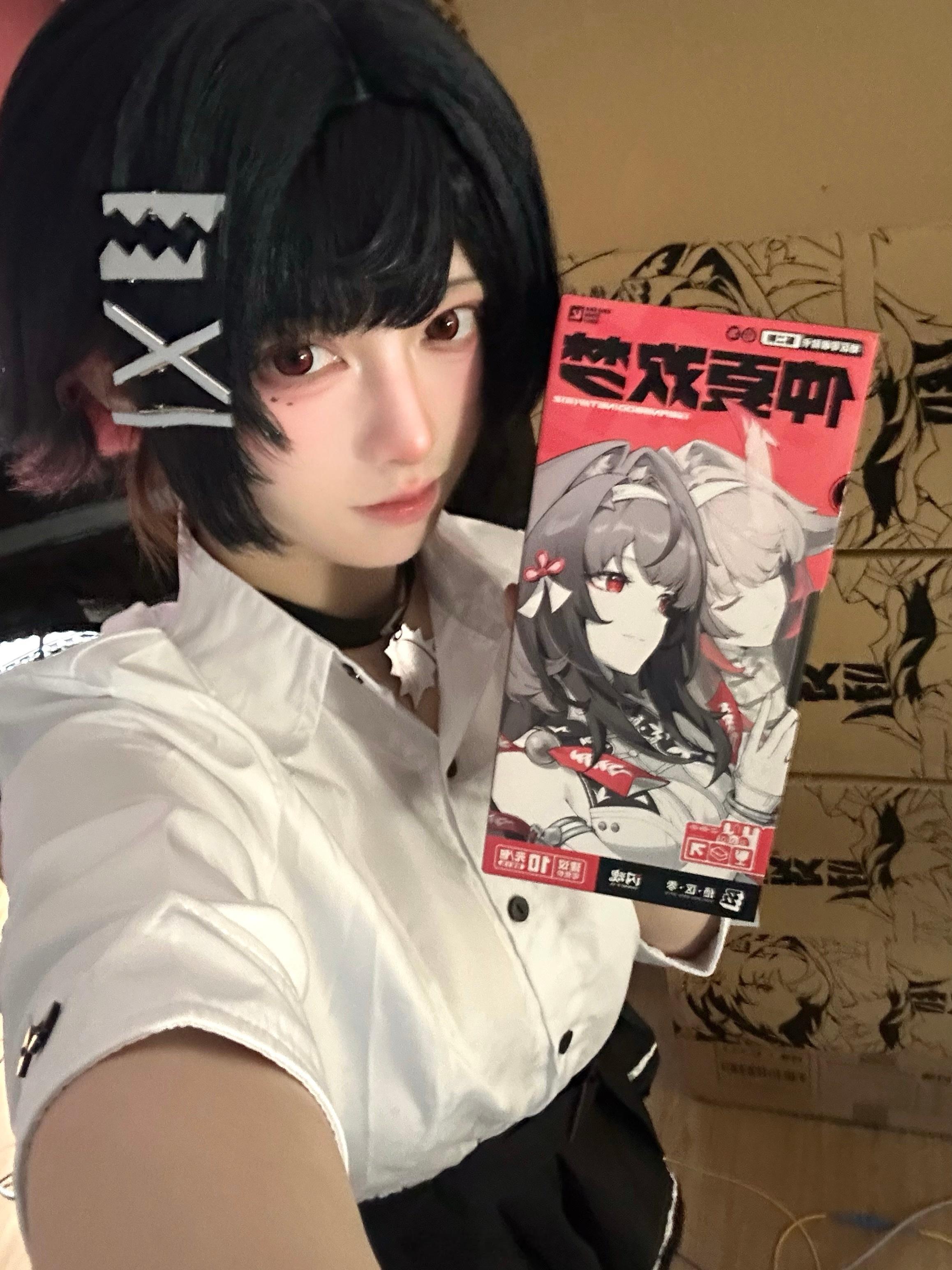 鲨鲨 