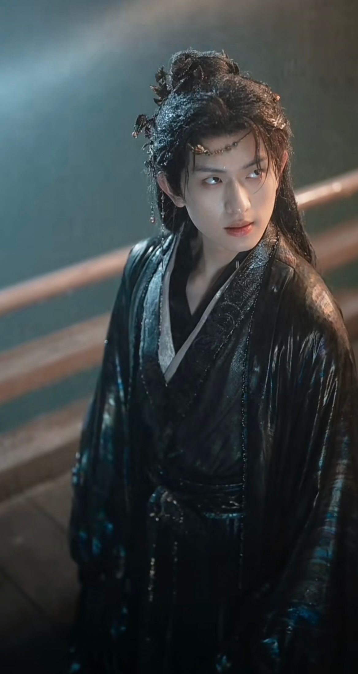 🍊 长明灯之烬玉案主题曲已发布，歌曲好听，画质很好，添添造型出彩，原声很有气势