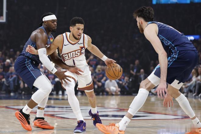 布克 谈吃T：我听到卡鲁索 让裁判吹T，结果裁判真的吹了04月23日 今日NBA