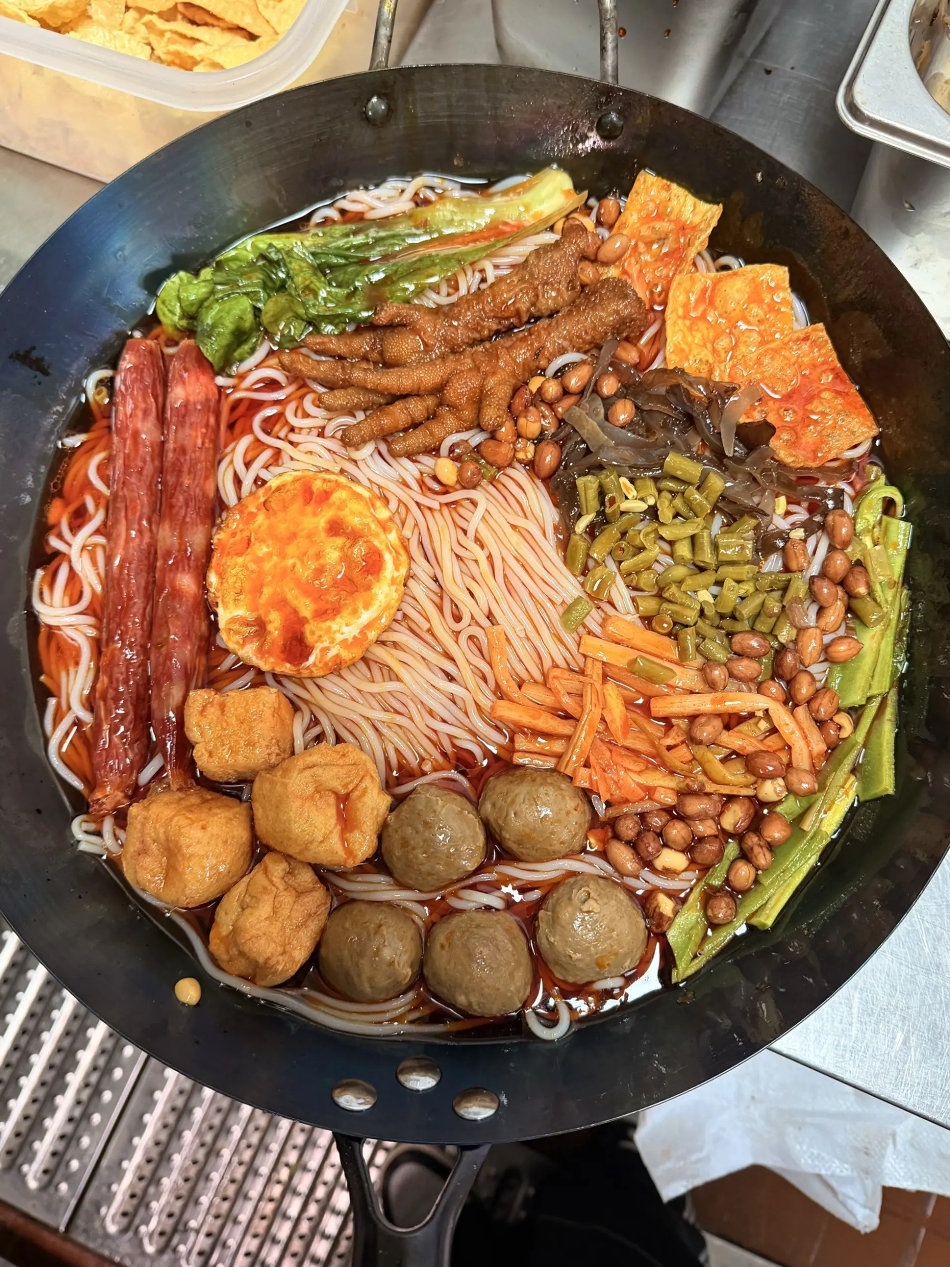 为了这个bgm特地煮了一锅螺蛳粉吃！螺蛳粉真的好吃 一闻到嘴巴流泪！