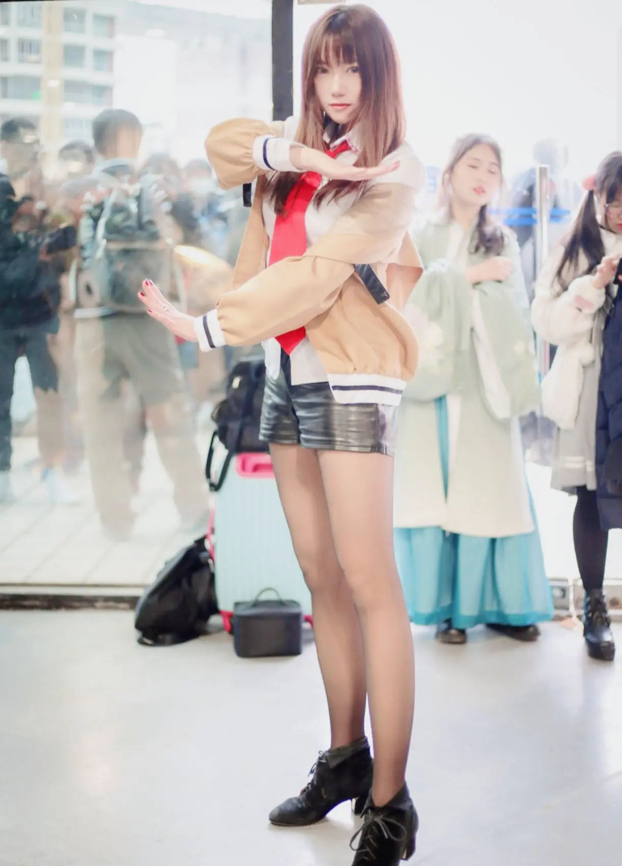 这腿又长又白又细 cosplay 这谁能顶得住啊 漫展养眼造型大赏 命...