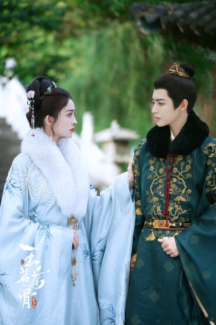 于正说杨雪董璇胡静三个是奇特的妈董璇玉茗茶骨演奇特的妈 ​听于正所言，《玉茗茶骨