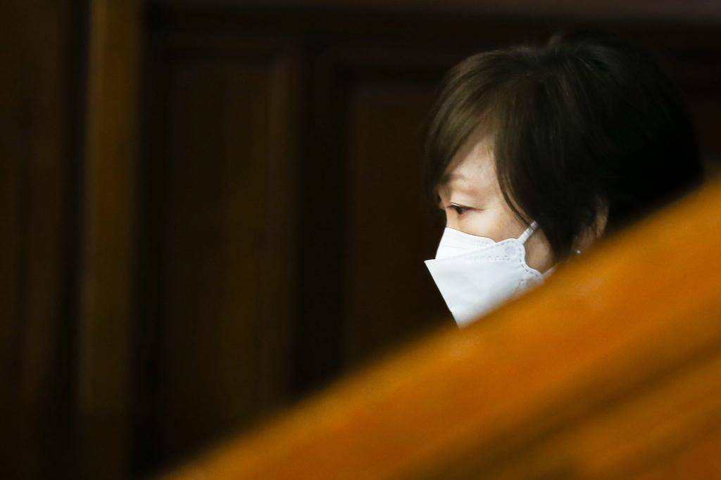 安倍遇刺案审讯 遗孀昭惠首出庭 核心问题仍成谜。
2022年，日本前首相安倍晋三