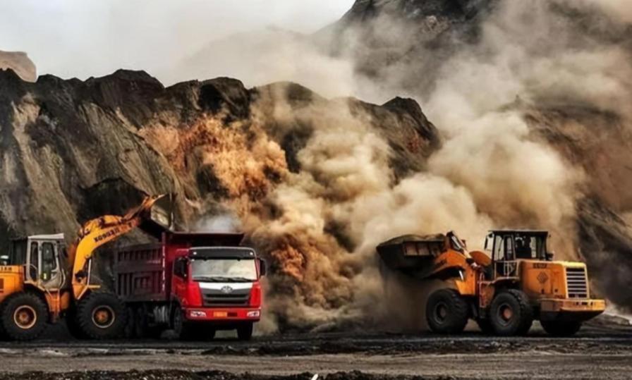 西芒杜铁矿生变数！2026年1月3日确认，几内亚要抢30%海运权。

2026年