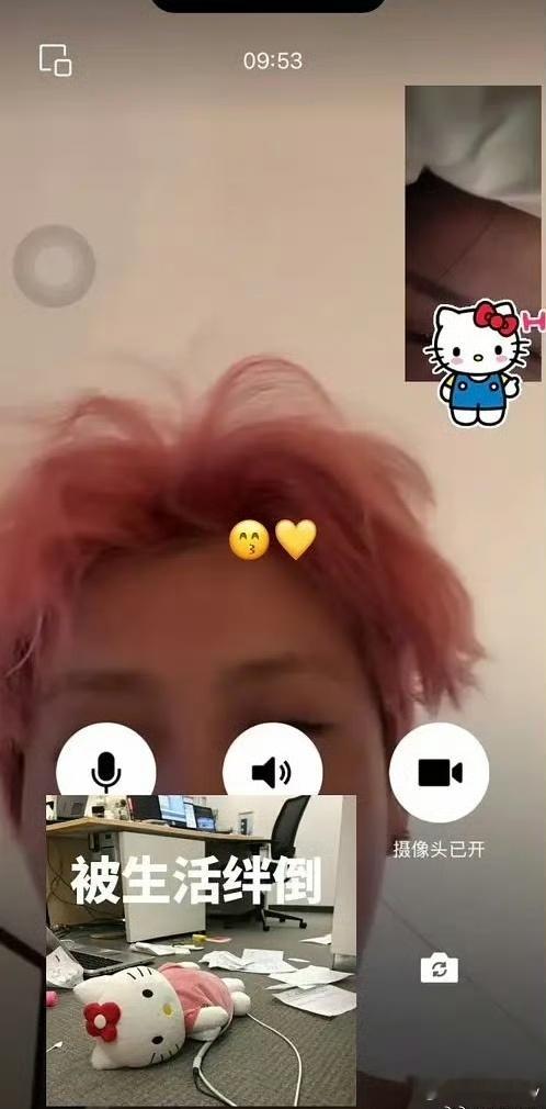 鹿晗关晓彤分手的时间请各位吃瓜群众都看看，关晓彤到底经历了什么，从剪短了头发，到