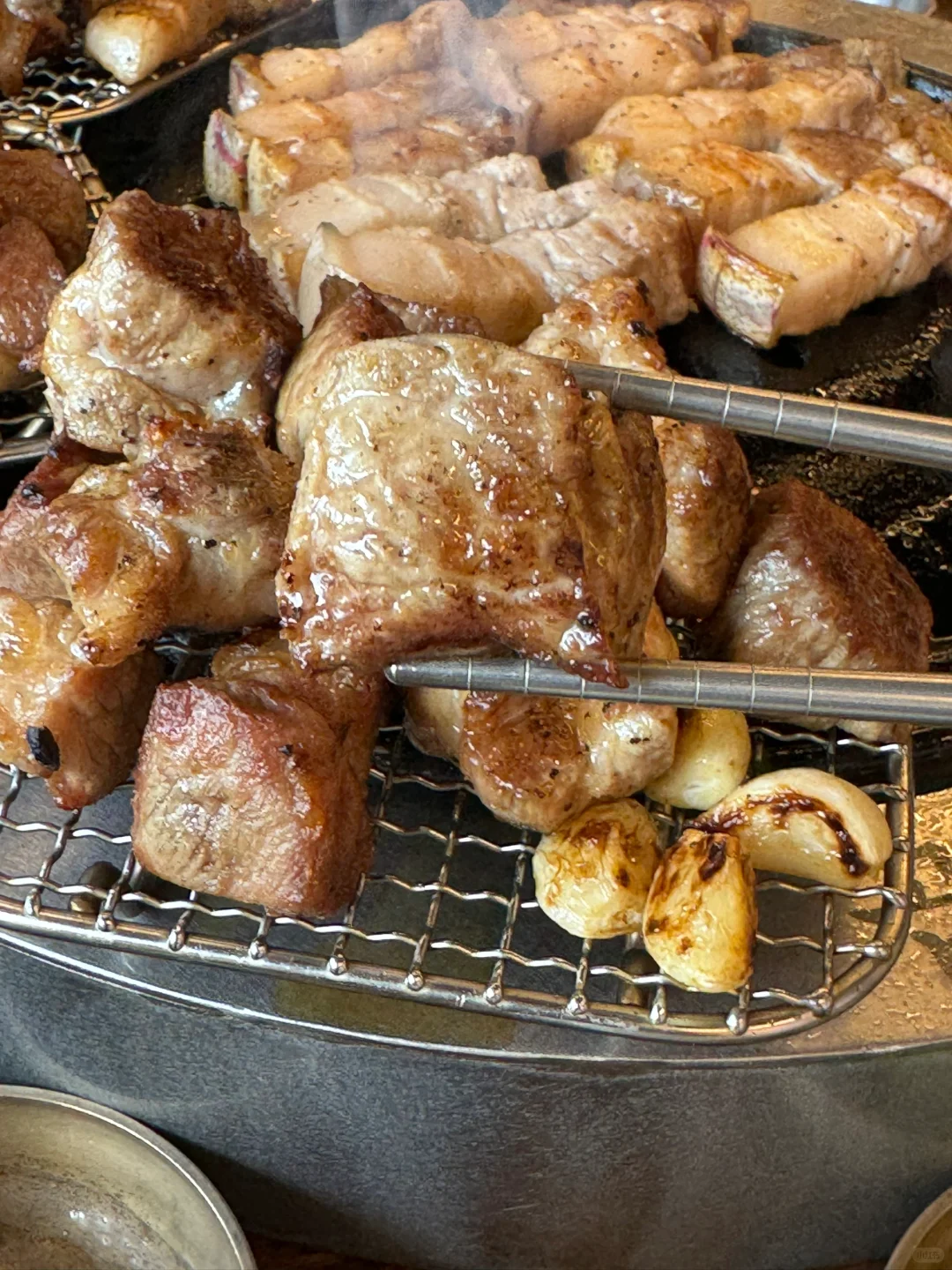 🇰🇷在济州岛吃到人生烤肉。店里全是韩国人.