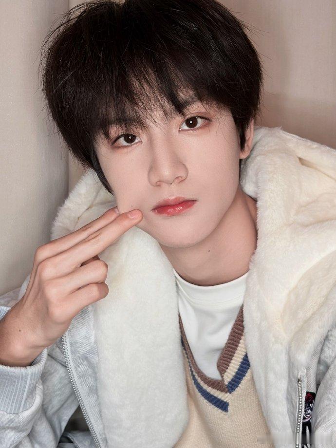 请选择一款弟弟成为你的儿子 