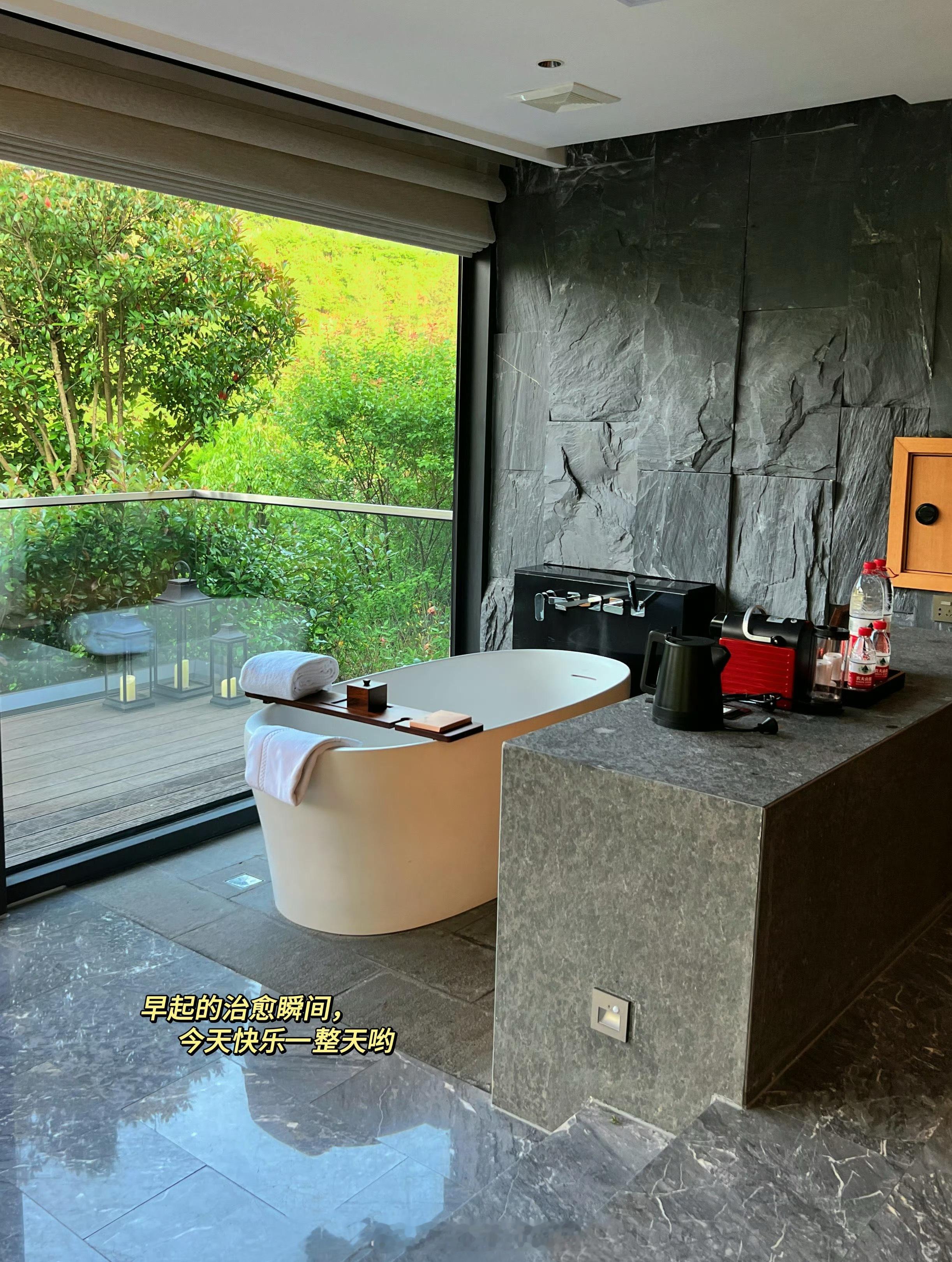 最近的一些plog哇…去爬了山，顺便在山里住了几天(✿ฺ-ω-)空气真的好好呀天