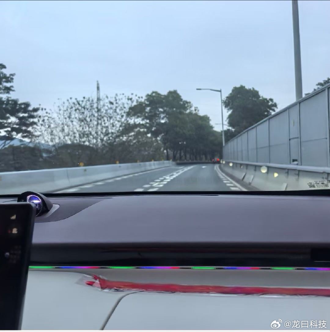 建议高速年度3000公里免费如果真能落地，错峰出行的人也能享受到实惠，不用都挤那