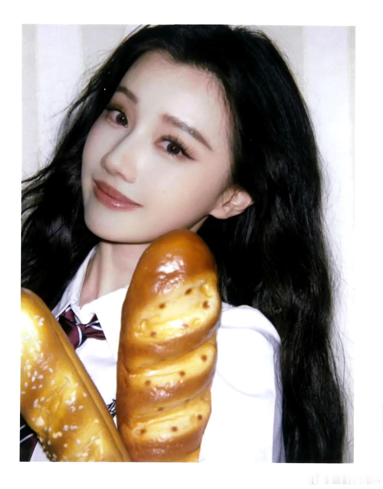 李兰迪，王鹤润和李纨妲